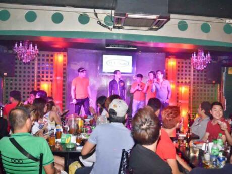 Jefz Cafe is a wonderful gay karaoke bar in Manila